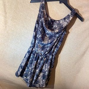 Women’s midi dress size 10 like new scrunch waist